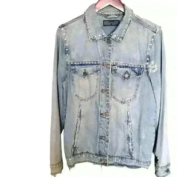 Blank NYC Jackets & Blazers - BlankNYC distressed denim Jacket sz medium